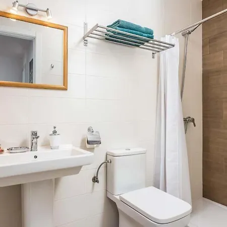 Vila Playa De Fanabe Sleeps 8 With Pool Air Con And Wifi *