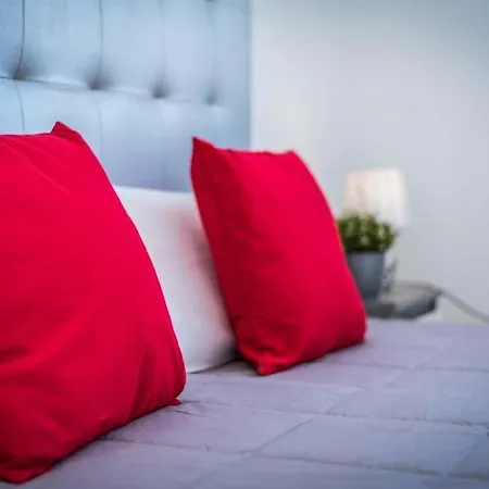 Vila Playa De Fanabe Sleeps 8 With Pool Air Con And Wifi *
